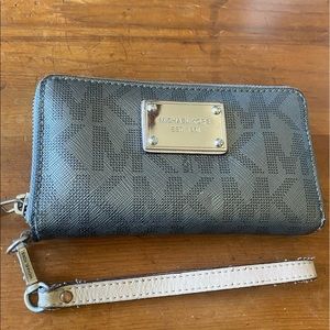 Michael Kors grey metallic Wristlet